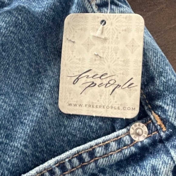 Free People CRVY Outlaw Wide Leg Jeans Mid Rise Denim Cargo Style Blue Sz Large - Picture 7 of 13